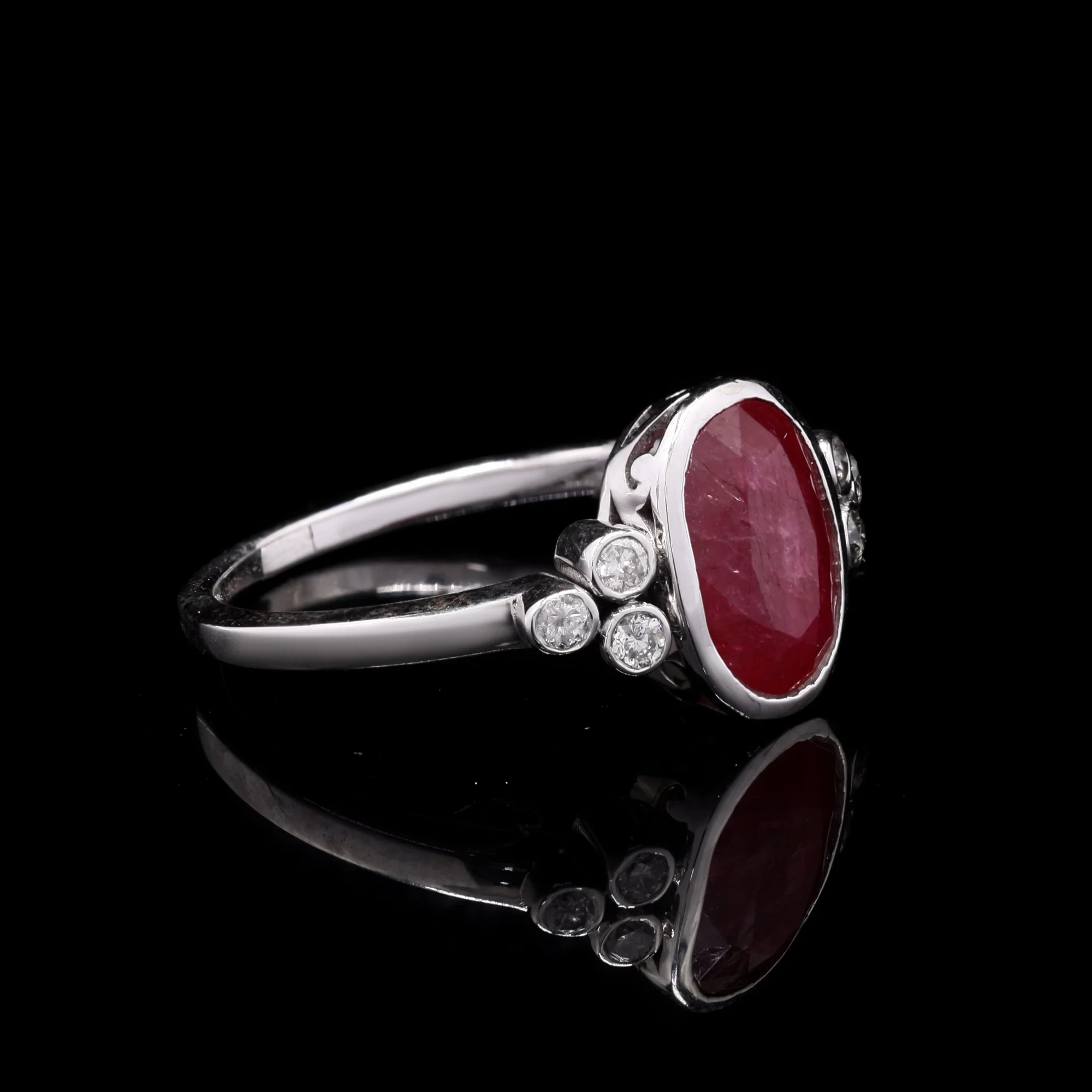 Ruby Diamond Ring - Image 2